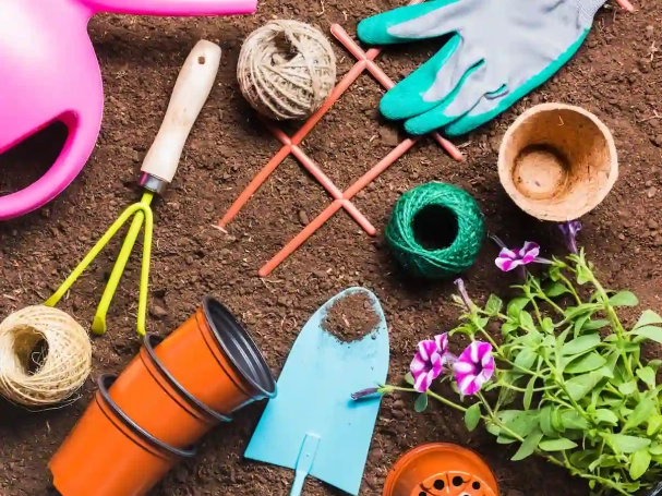 top-view-gardening-tools-ground